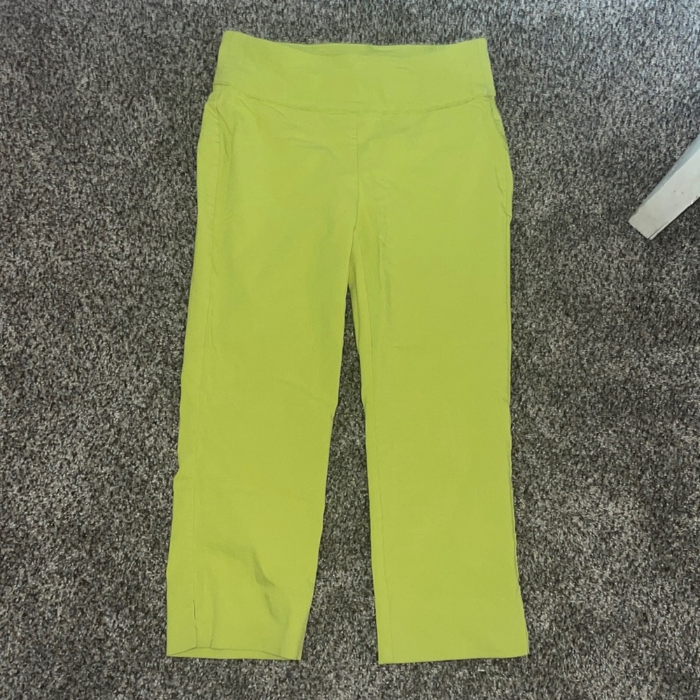 roz & ali size 4 petite capris. Electric yellow